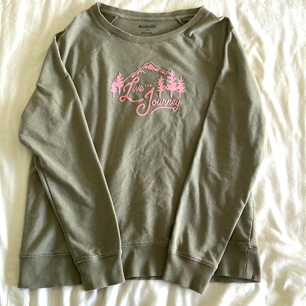 Columbia Long Sleeve Crew Neck, Size L